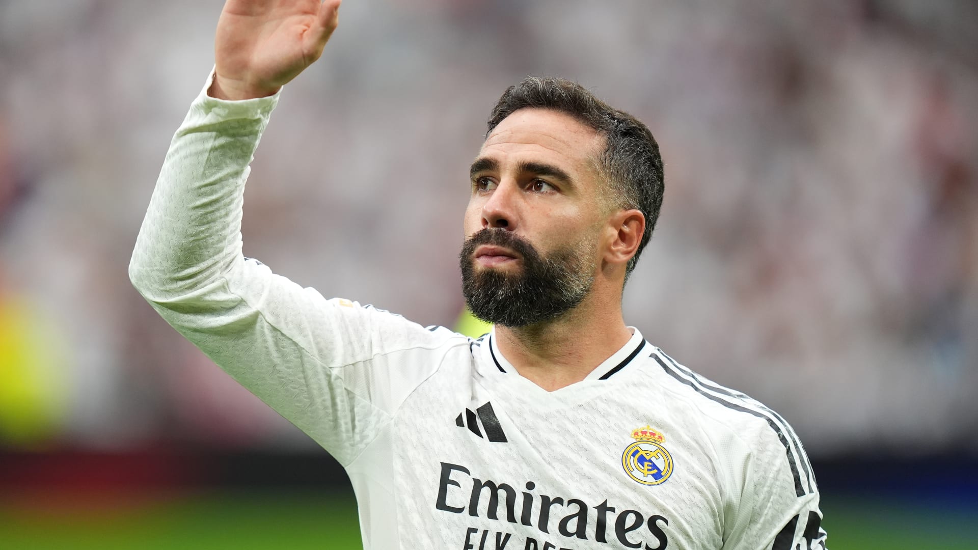 نهاية مشوار كارفاخال مع ريال مدريد تقترب